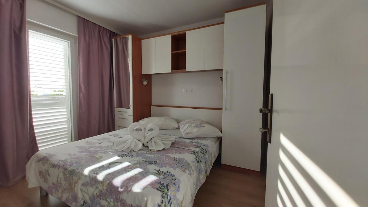 Apartments Druzianic Makarska Exteriör bild